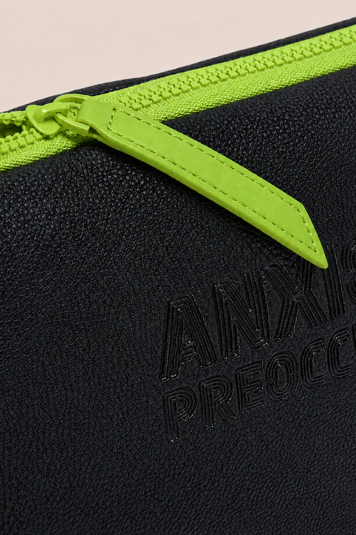 Load image 1 in gallery view. The Padded Laptop Case: Black