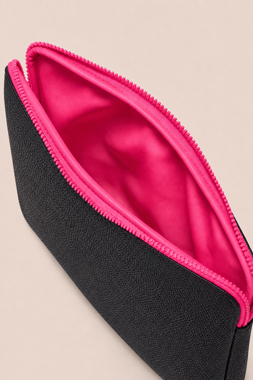 The Padded Tablet Case: Black