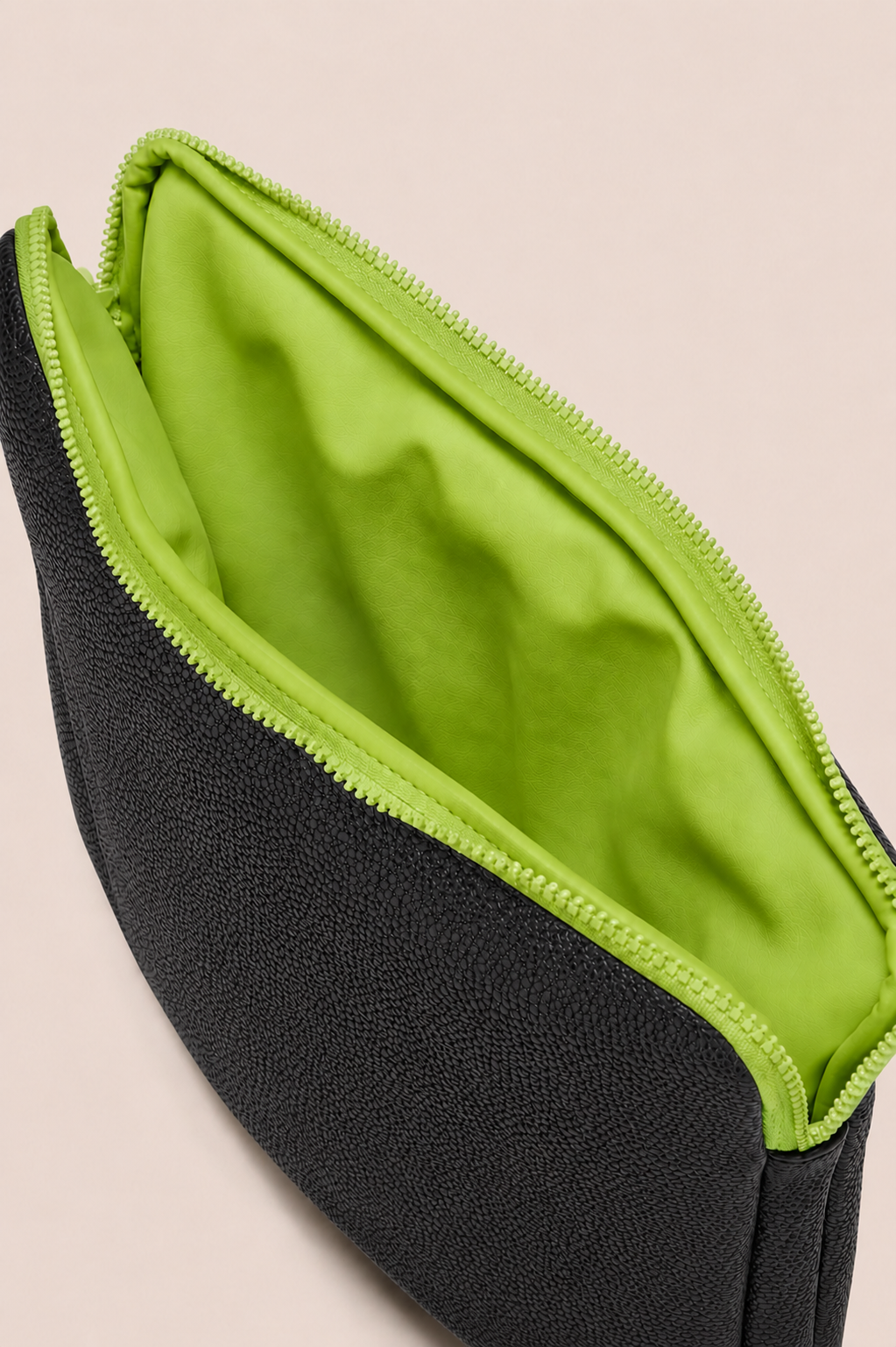 The Padded Laptop Case: Black