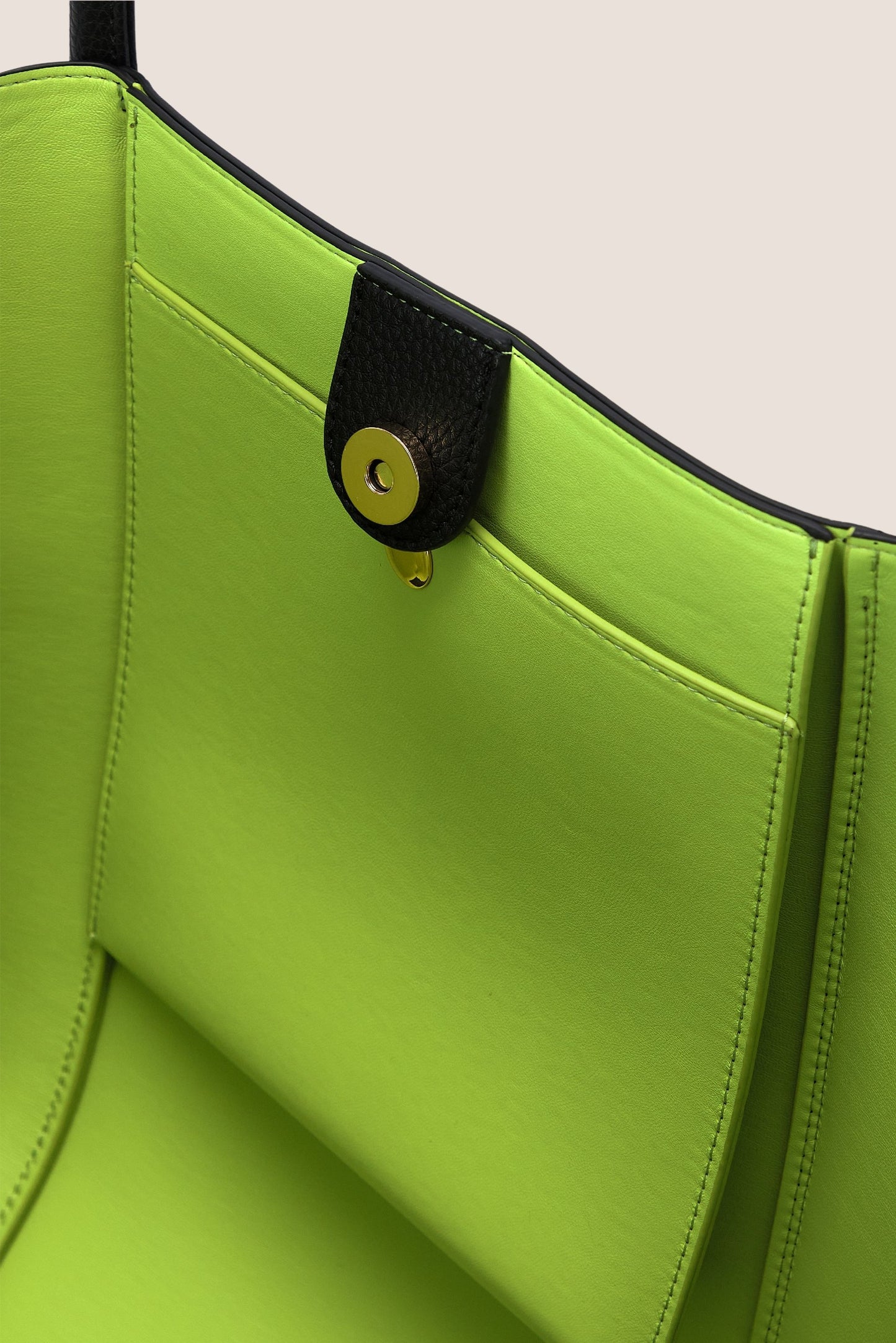 The Mid Tote Bag: Black