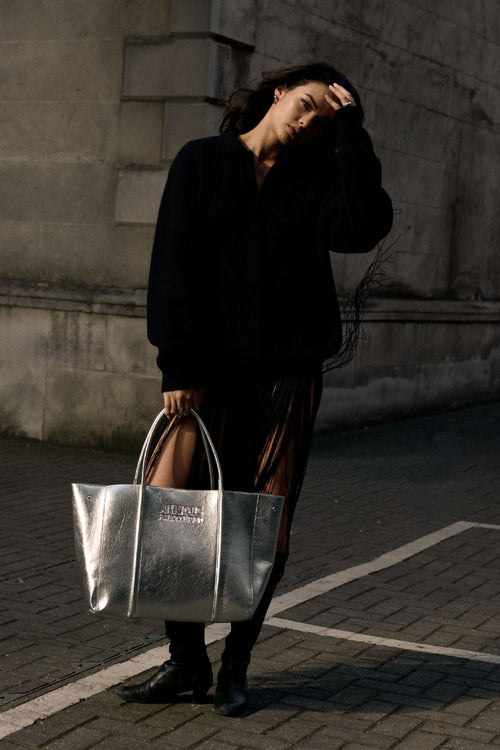 Load image 1 in gallery view. The Mid Tote Bag: Silver Metallic