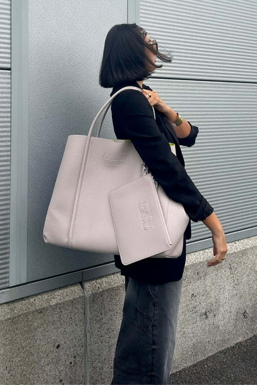 Load image 1 in gallery view. The Oversized Tote Bag: Beige