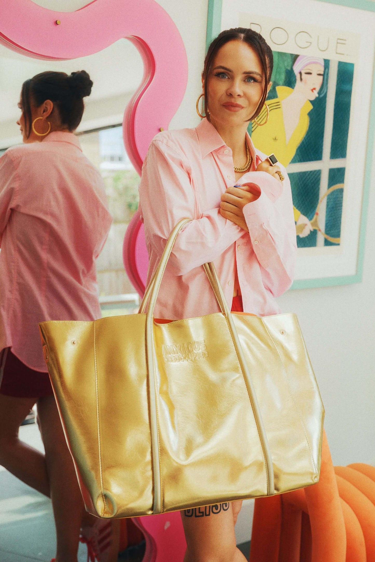 The Oversized Tote Bag: Gold Metallic