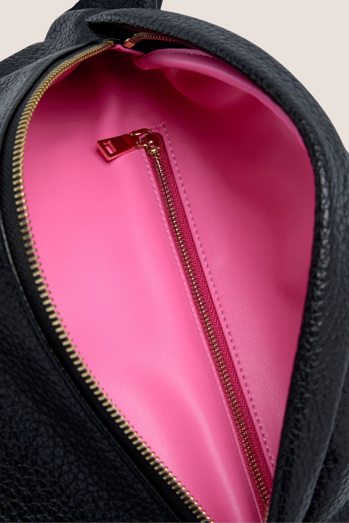 The Oversized Bum Bag: Black