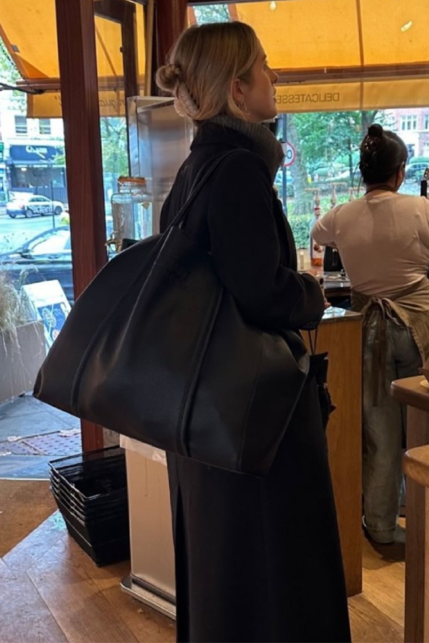 The Oversized Tote Bag: Black