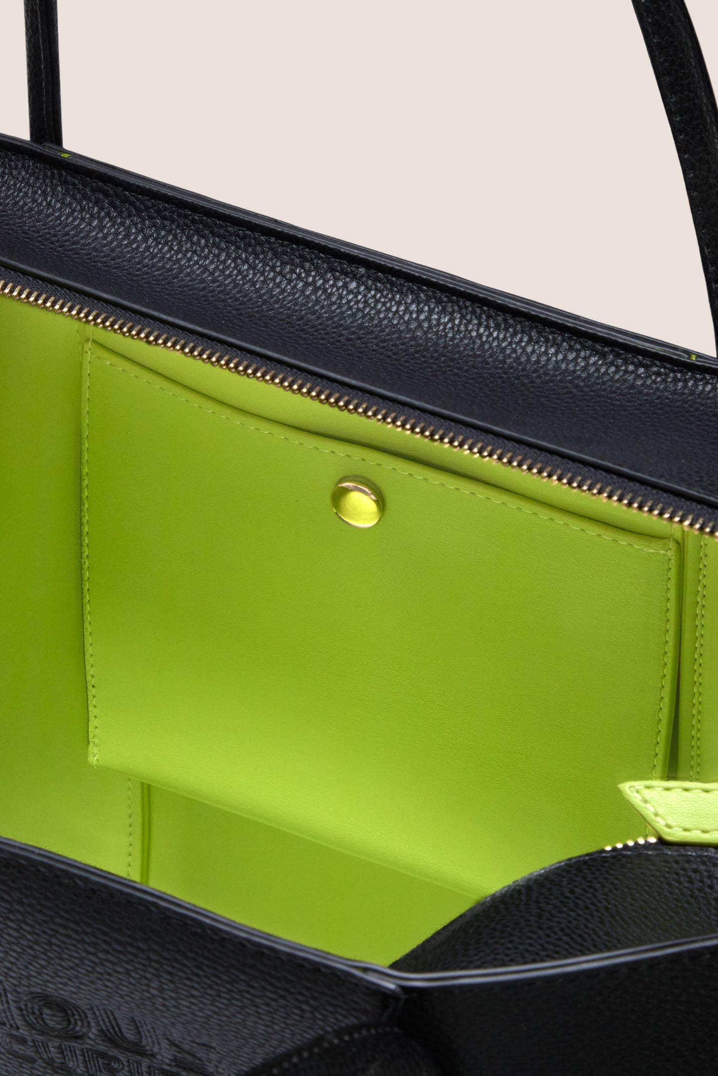 The Zipped Mid Tote Bag: Black